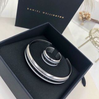 XẢ KHO NHẪN CẮT NỮ CAO CẤP DANILE W HỘP NƠ