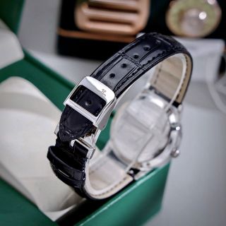 Jaeg-LeCoultre 𝐐𝟑𝟒𝟔𝟐𝟒𝟐𝟏 𝐑𝐨𝐬𝐞 𝐆𝐨𝐥𝐝 𝐖𝐚𝐭𝐜𝐡 - đỉnh cao tinh tế và sang trọng