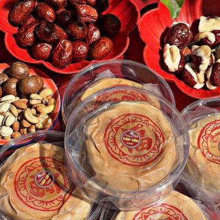 BÁNH PÍA NGŨ PHÚC LÂM MÔN