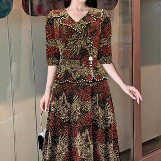 Đầm midi dáng ngắn sang trọng cho mẹ! 🌟