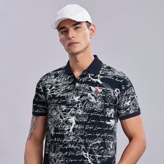 Polo nam. Hàng chuẩn hãng, chất vải dày dặn.