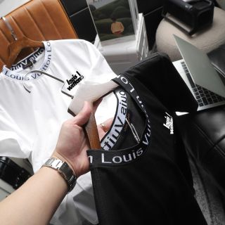 Áo thun nam. Chất vải cotton 4 chiều mịn đẹp.  Logo in cao đẹp mắt cùng bo phối sang trọng.