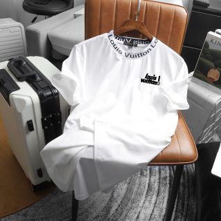 Áo thun nam. Chất vải cotton 4 chiều mịn đẹp.  Logo in cao đẹp mắt cùng bo phối sang trọng.