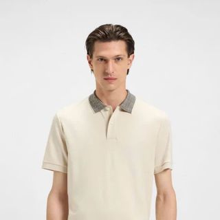 Polo B.O.S.S phối cổ hoạ tiết.  Chất vải cotton cá sấu 2c mềm mịn, logo in cao.