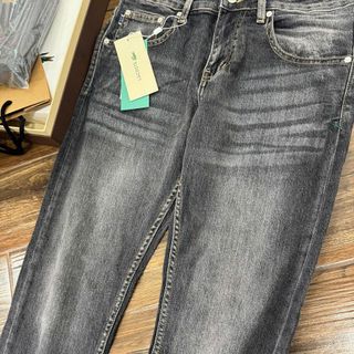 JEAN DÀI NAM.   Chất Jean wad dày dặn có thun.