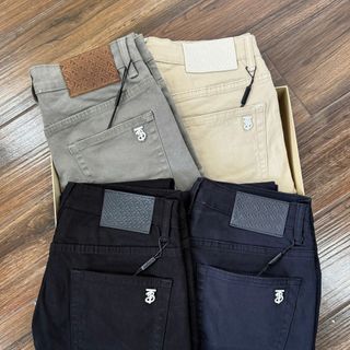 KAKI DENIM JEAN . Chất Kaki Denim dày dặn có thun co giãn