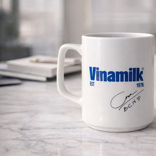 Ly sứ trắng in logo Vinamilk