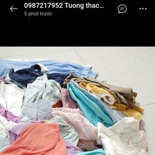 Áo thun cũ dùng làm giẻ lau giá 25k 1 kg