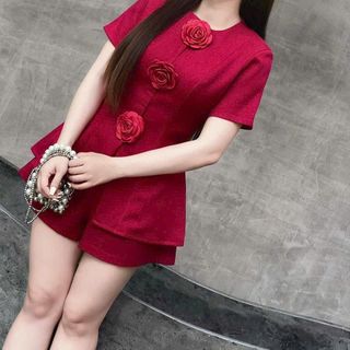 Set áo tay ngắn+ quần đùi tây, chất liệu linen gân mềm mại, dày dặn, set công sở thanh lịch, sang trọng A05