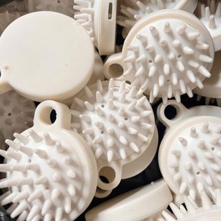 Lược Gội Đầu Silicon Muji - Giúp Mát Xa Da Đầu, Thoải Mái, Ngăn Ngừa Gãy Rụng Tóc Hàng Nhật - Giá Sỉ