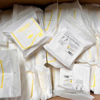 Bông Tẩy Trang Mèo Vàng 222 Miếng Cotton Pads, Bông Tẩy Trang 3 Lớp Mofa, Mềm Mịn, Dai, Không Rát Da, Không Cháy Khét - Giá Sỉ