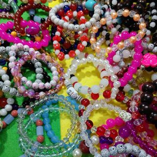 Sale vong tay chuoi deo tay phong thuy rat nhiu mau 6k