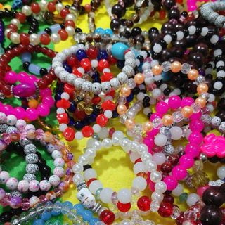 Sale vong tay chuoi deo tay phong thuy rat nhiu mau 6k