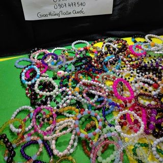 Vòng chuỗi đeo tay nhieu mẫu 6k sale ne