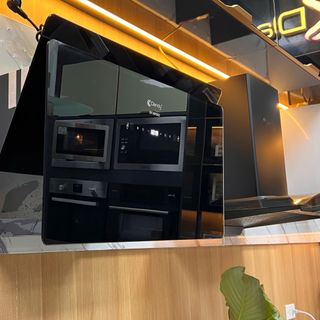 Máy hút mùi kính vát màu đen cảm ứng 70cm Dandy DY-KP652