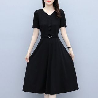 Đầm trung niên sang trong cho mẹ cao cấp bigsize dự tiệc thiết kế dáng suông đẹp - T05