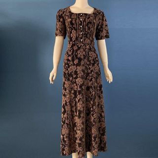 Đầm dạ hội dự tiệc trung niên sang trọng vải nhũ kim sa tặng mẹ co giãn tốt bigsize 80kg DN03