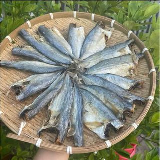 Đặc sản Cá Mặn Bạc Má (Cá lang tiêu) thơm ngon, béo, ngâm nước trước khi chế biến để rã mặn