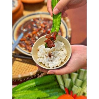 MẮM RUỐC XÀO THỊT BA RỌI,VAI (ĐẶC SẢN HUẾ )