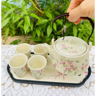 Bộ Ấm Trà 4 Cốc Trắng Hoa (THÙNG 24B)