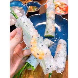 Bánh tráng nhúng mè đen đặc sản Phan Rang - Ninh Thuận