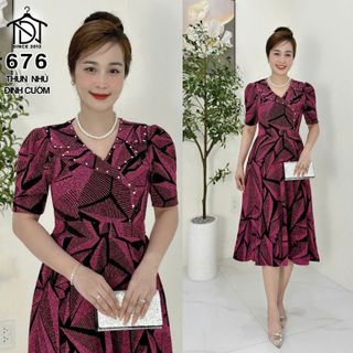Đầm trung niên dự tiệc sang trọng vải kim tuyến nhũ kim sa đính đá tặng mẹ co giãn tốt bigsize 80kg M676