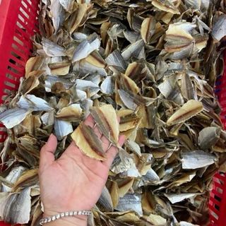 Khô cá Chỉ Vàng hơi mặn, 500gr- Con to, màu tự nhiên- Đặc Sản Khô Miền Tây Food Thức Ăn