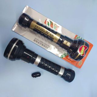 ĐÈN PIN CẦM TAY SIÊU SÁNG KY 9916