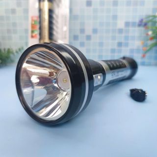 ĐÈN PIN CẦM TAY SIÊU SÁNG KY 9916