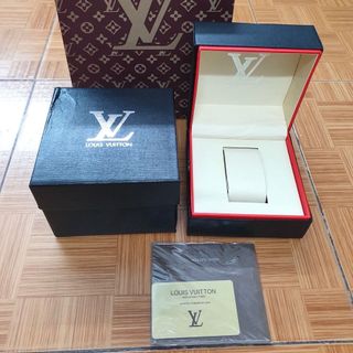 HỘP ĐỰNG ĐỒNG HỒ HÃNG VUÔNG CÁC LOẠI FULL TÚI