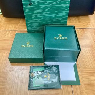 HỘP ĐỰNG ĐỒNG HỒ HÃNG VUÔNG CÁC LOẠI FULL TÚI