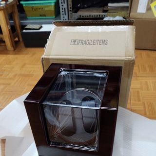 HỘP ĐỰNG ĐỒNG HỒ CƠ SANG TRỌNG XOAY NHIỀU CHẾ ĐỘ BẰNG GỖ