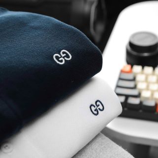 Polo nam,  Chất vải cotton cá sấu Pique, mặt vải mềm, sợi vải mịn chống nhăn.