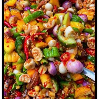 Mắm dưa cà trộn thập cẩm hương vị miền Trung hũ 500gr