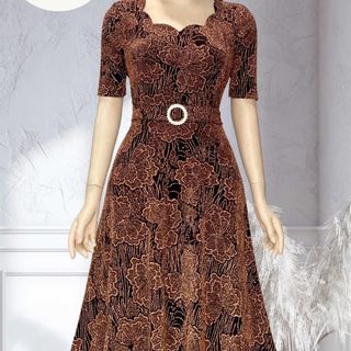 Đầm trung niên dự tiệc sang trọng vải kim tuyến nhũ kim sa tặng mẹ co giãn tốt bigsize 80kg DN01 Nữ Dress