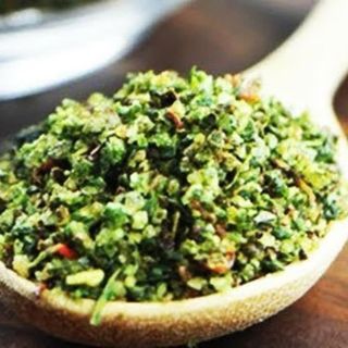 MUỐI LÁ É - ĐẶC SẢN MIỀN TRUNG - HƯƠNG VỊ MIỀN NAM, cay mặn - HỦ 100GR