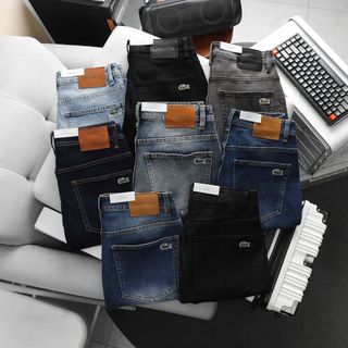 Short Lacoste slim fit, 8 màu theo hình từng mẩu , chuẩn form với ống quần ,Vải 9 phẩm dày dặn có thun co dãn.