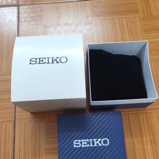 SĂN SALE ĐẦU NĂM ĐỒNG HỒ NAM TRUNG CẤP SEICO DÂY DA NÂU MẶT VUÔNG