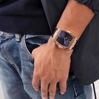 ĐỒNG HỒ NAM CAO CẤP GUECS DÂY DA NÂU MẶT CHỮ NHẬT TRƠN FULLBOX