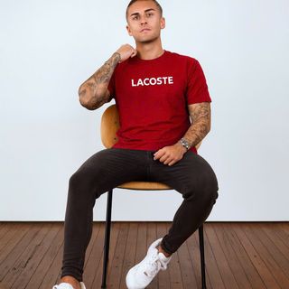 Áo thun nam. Chất thun cotton co giãn 4 chiều , Chất vải dày vừa mềm mịn.