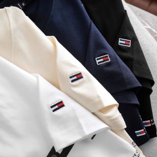 Áo thun Nam cao cấp. Chất cotton 100% 4c cao cấp, mịn đẹp. Form Unisex Regularfit nam nữ đều mặc được.