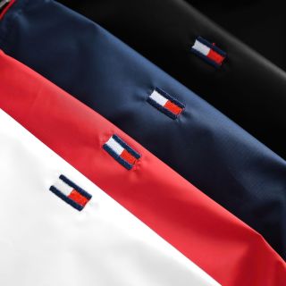 Áo khoác. Vải xịn hàng chuẩn, nón rời  chất dầy mịn, sờ là ưng ngay, hàng sl ít.