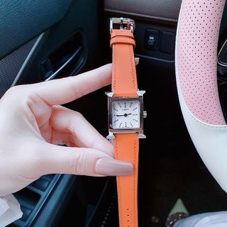 ĐỒNG HỒ NỮ CAO CẤP HERMET NIỀNG THÉP BẠC DÂY DA SẦN