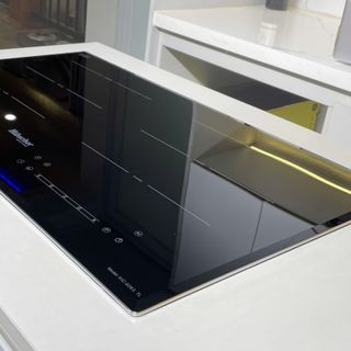 Bếp từ đôi Thái Lan Hubscher Model IHC-6263.TL