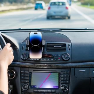 Giá đỡ điện thoại kẹp cửa gió thiết kế thông minh độc quyền 2025