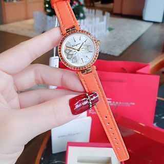 QUỐC TẾ PN ĐỒNG HỒ NỮ CAO CẤP SALVATHORE DÂY DA MẶT SAPHIRE FULLBOX