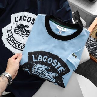 Mẫu áo Cotton 4c nhà cá, chất vải mềm mịn phối màu bo cổ chuẩn hãng.