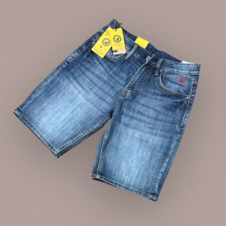 Sọt jeans. Vải dày  , co giãn.