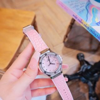 ĐỒNG HỒ NỮ CAO CẤP HULOT MÀU HỒNG MẶT XÀ CỪ NIỀNG HỘT ĐƠN