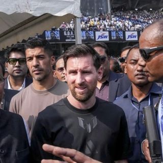 Áo thun nam.  Chất liệu: cotton lạnh dệt loại tốt, độ giãn khá, sợi vải bền đẹp.